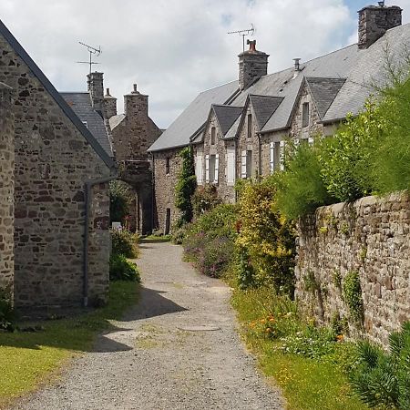 Au 3 La Cour A Tot Villa Regnéville-sur-Mer Eksteriør billede