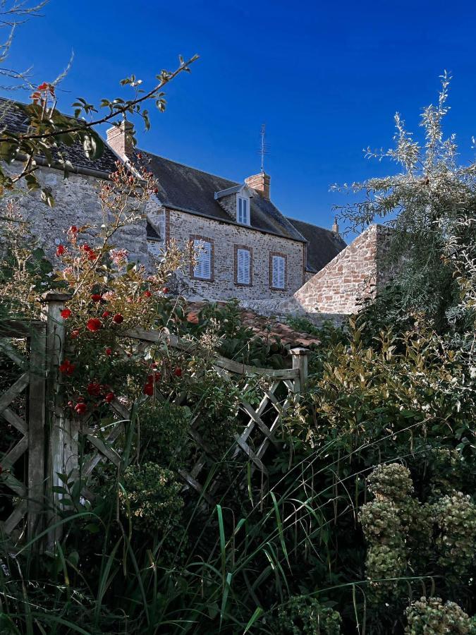 Au 3 La Cour A Tot Villa Regnéville-sur-Mer Eksteriør billede